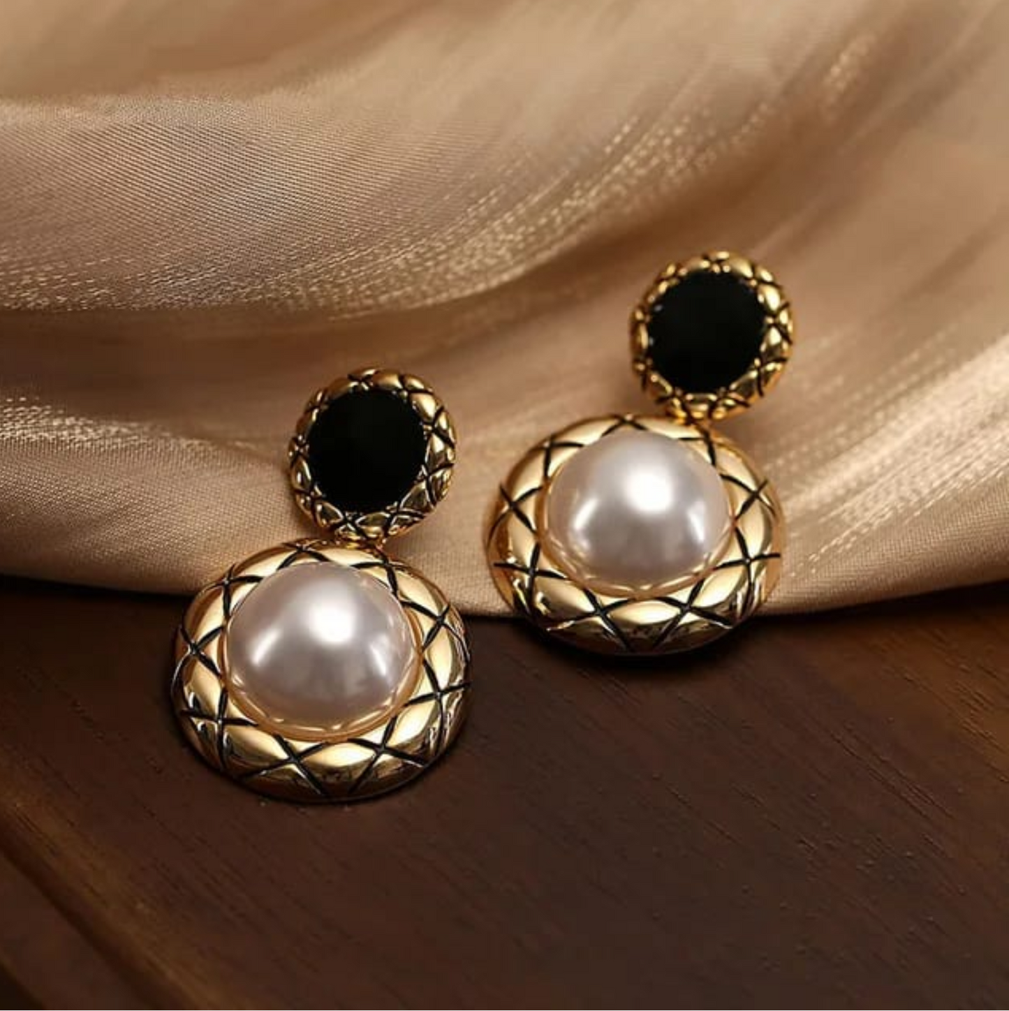 Vintage Pearl Stud Earrings