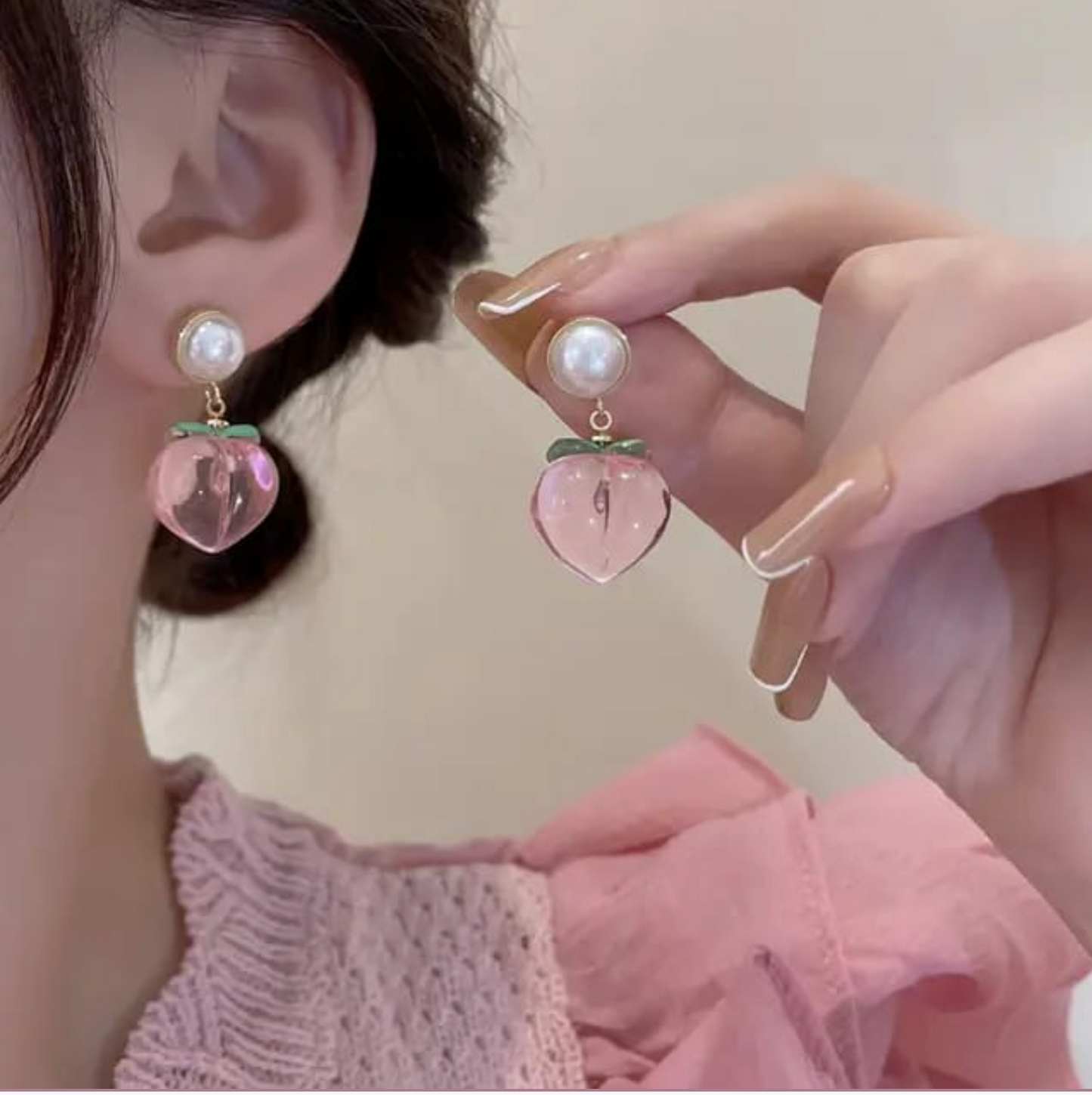 Peach Charm Pearl Earrings
