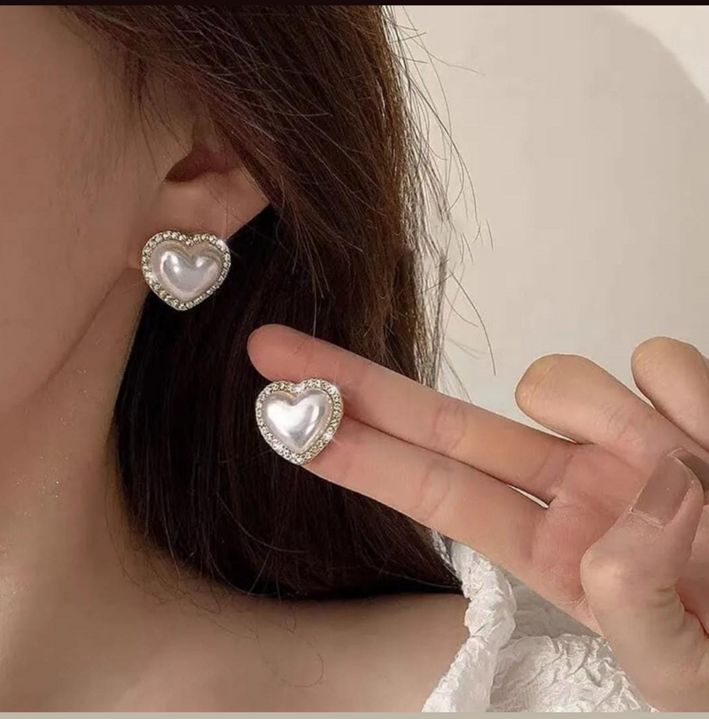 Pearl Heart Stud Earrings