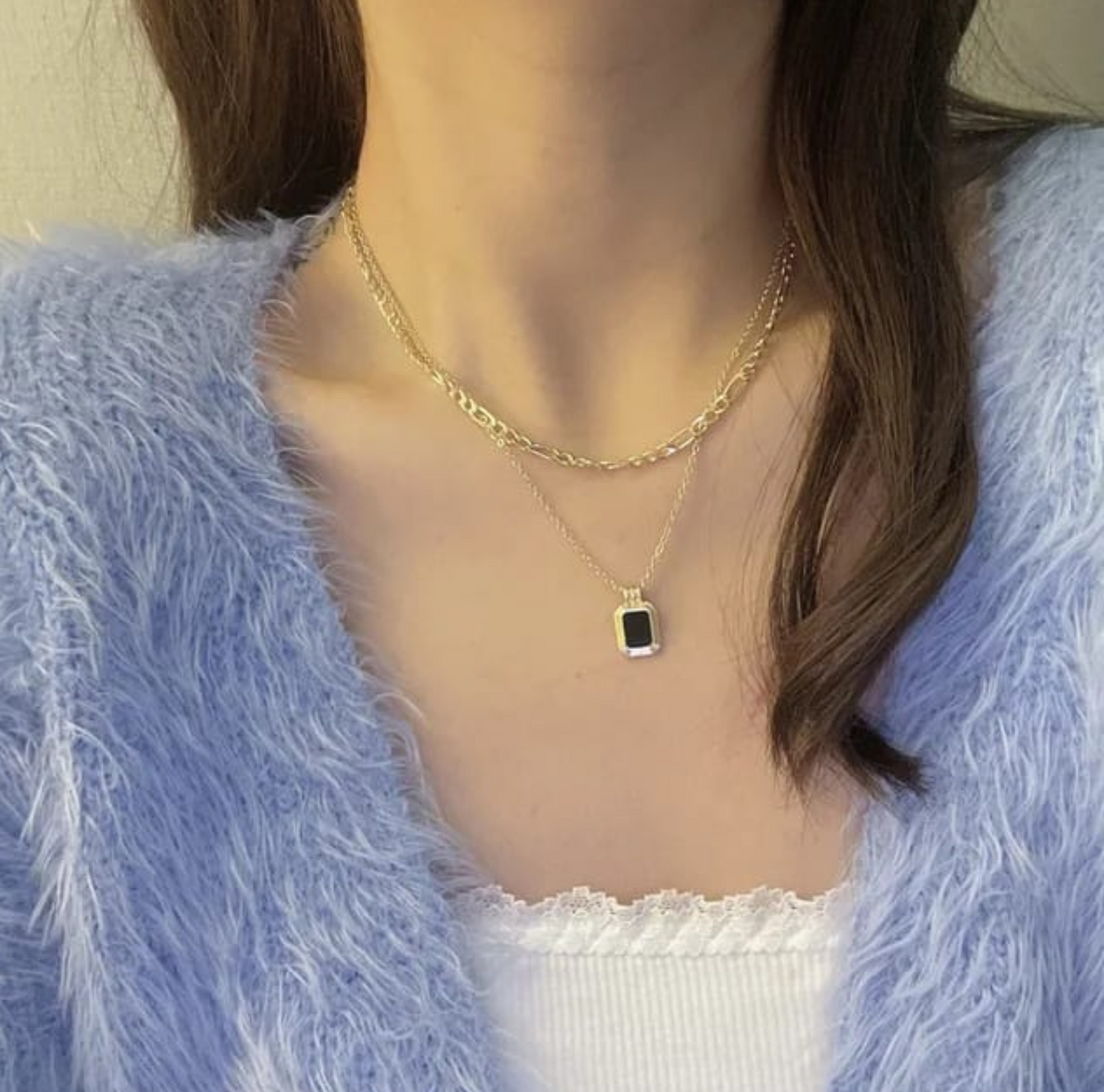 Trendy necklace with pendant